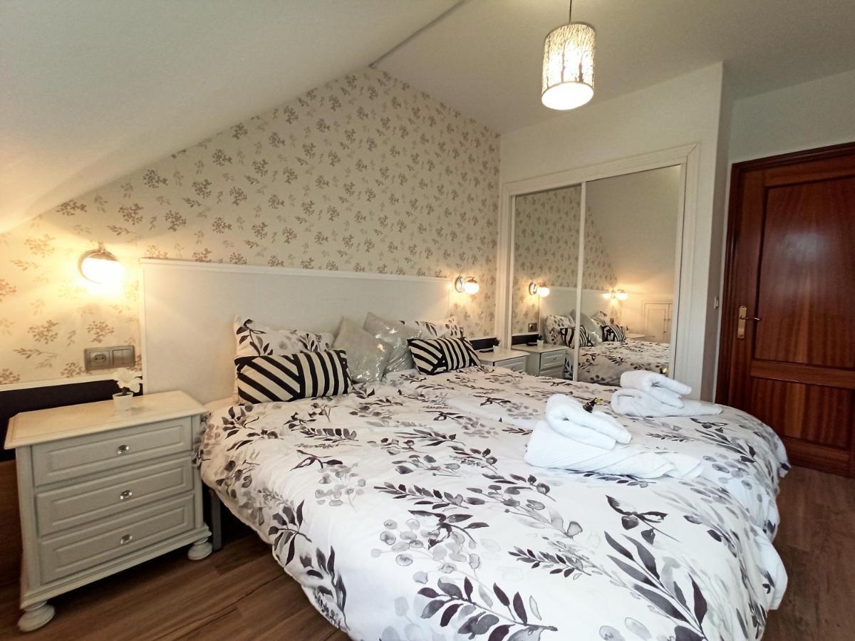Duplex Con Vistas Al Picu Pienzu, Colunga Apartment Ngoại thất bức ảnh